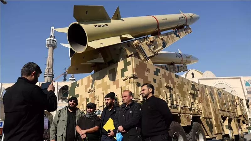 الصاروخ الإيراني،