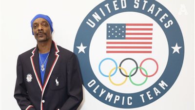 فيديو حماسي لـ سنوب دوج أثناء تشجيعه لـ كايلب دريسيل في الأولمبياد 