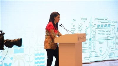 وزيرة التخطيط: التحول إلى الاقتصاد الأخضر من أهم أولويات الدولة المصرية