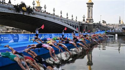 كلاكيت خامس مرة، إلغاء تدريبات السباحة المفتوحة في نهر السين