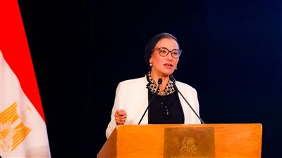 تفاصيل التعاون المشترك بين البيئة والصناعة.. أبرزها استخدام الطاقة الجديدة.. إعادة تدوير المياه.. وتقليل الانبعاثات الضارة 