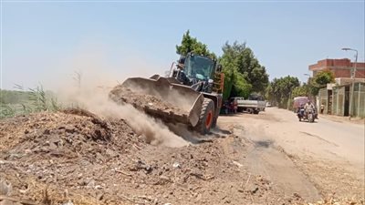 إزالة مخالفات بناء بمناطق المنيب والقصبحي بحي جنوب الجيزة (فيديو)