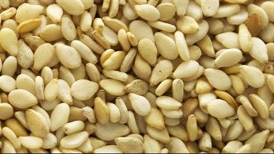 فوائد السمسم، يحسن وظائف الكبد ويقوي المناعة ويعزز صحة القلب