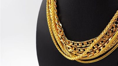 جنون الذهب.. الجرام يقترب من 4000 جنيه منتصف تعاملات اليوم 