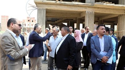 محافظ الشرقية يتفقد أعمال إنشاء مبنى إدارة ديرب نجم التعليمية