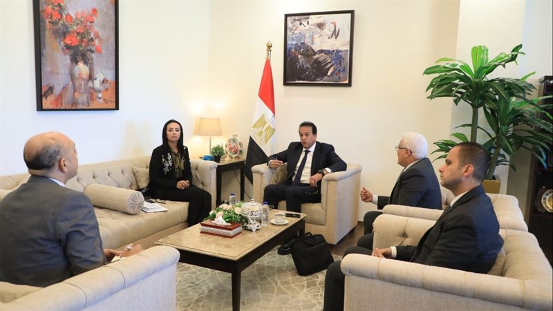 اجتماع وزيرا الصحة