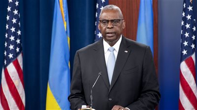 وزير الدفاع الأمريكي يؤجل زيارته إلى إسرائيل بعد تفجيرات لبنان