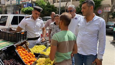 حملة لرفع الإشغالات والباعة الجائلين بسموحة في الإسكندرية