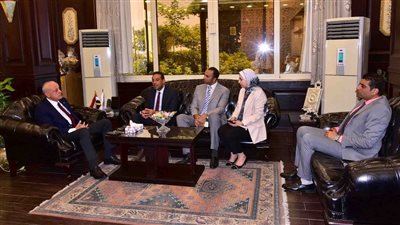 تفاصيل لقاء محافظ الأقصر ووفد برنامج الأمم المتحدة للمستوطنات البشرية