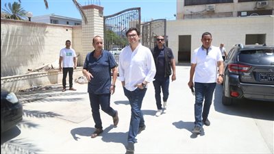 وزير الثقافة يتفقد قصر ثقافة مطروح ويوجه بإعداد تقرير مفصل لمشكلاته