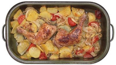 طريقة عمل صينية البطاطس بالفراخ، لغداء سريع التحضير