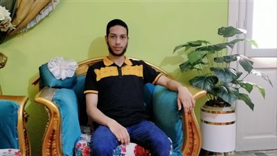 الخامس على الثانوية الأزهرية: القرآن خفف عني توتر المذاكرة (فيديو)