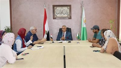 الصبروط يبحث رفع كفاءة العمل في الشباب والرياضة بالجيزة