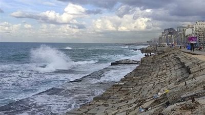 يصل ارتفاع الأمواج إلى مترين، تحذير للمصطافين بهذه الشواطئ