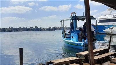 لعدم تجديد التراخيص، غلق وتشميع معدية بقرية البريجات بالبحيرة