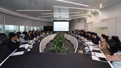 وزير الاتصالات يعقد مباحثات مع شركات صينية للتعاون فى مجالات التحول الرقمى