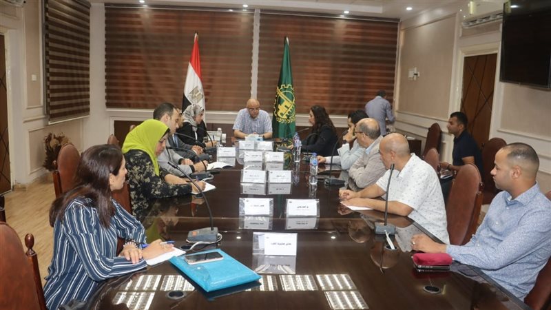 محافظ القليوبية خلال