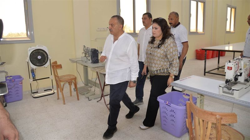 محافظ أسيوط يتفقد
