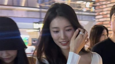 أبرزهم جيني وsuzy، حضور عدد كبير من نجوم كوريا العرض الخاص لفيلم REVOLVER (صور)