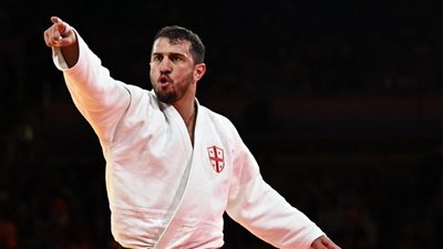 أولمبياد باريس، الجورجي لاشا بيكوري يحرز الميدالية الذهبية في الجودو