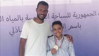 لاعب نادي الأقصر الرياضي يحصل على الميدالية الذهبية في بطولة الجمهورية للسباحة البارالمبية