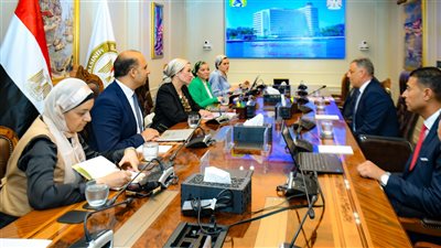 خطة طموحة لتطوير منظومة إدارة المخلفات بالإسماعيلية.. وزيرة البيئة تؤكد دعمها الكامل.. وتعاون مع القطاع الخاص لتنفيذ مشروعات تدوير النفايات