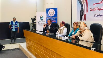 إعلام مطروح ينظم حلقة نقاشية عن العمل الأهلي (صور) 