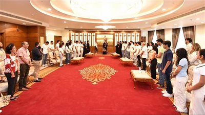 البابا تواضروس يدعو شباب نورث كارولينا وأيرلندا لتكثيف زيارتهم إلى مصر