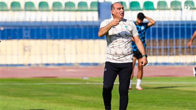 بعد إنهاء الموسم في المربع الذهبي، هل يرحل علي ماهر عن المصري؟