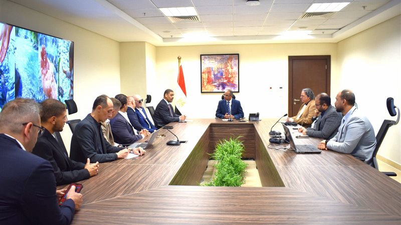 اجتماع د. سيد إسماعيل