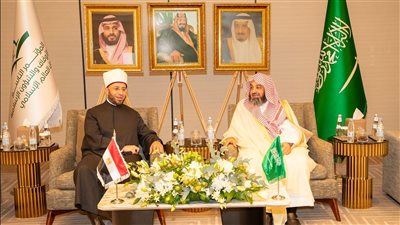 الأزهري يصل السعودية للمشاركة في المؤتمر الدولي لوزراء أوقاف دول العالم الإسلامي