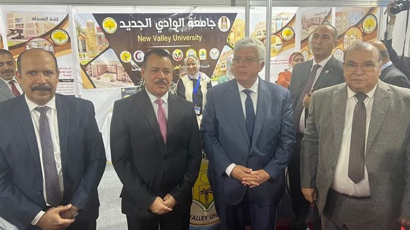 وفد جامعة الوادي