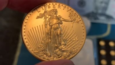 تراجع مفاجئ في سعر الجنيه الذهب بمنتصف تعاملات اليوم