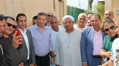 توجيه عاجل من وزير الزراعة بصرف شيكارتي سماد للمزارعين 