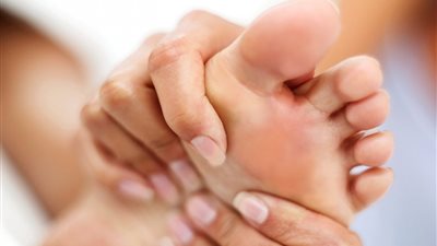 طرق علاج النقرس الطبية والطبيعية، وكيفية الوقاية منه