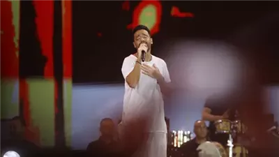  قمر ومنور، رامي جمال يتألق بحفله في العلمين الجديدة (صور)