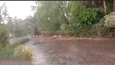 سقوط أمطار غزيرة على شرق العوينات بالوادي الجديد لليوم الثاني على التوالي 