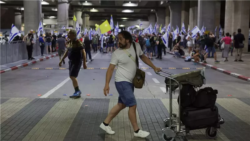 مطار بن جوريون،فيتو