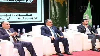وزير الشباب من الشرقية: قضية الوعي أهم قضايا محور بناء الإنسان (صور)