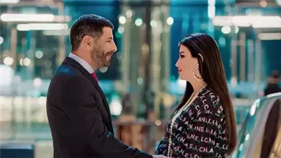 مسلسل مفترق طرق الحلقة 38، تطور علاقة إياد نصار وجومانا مراد وهند صبري تكتشف الأمر