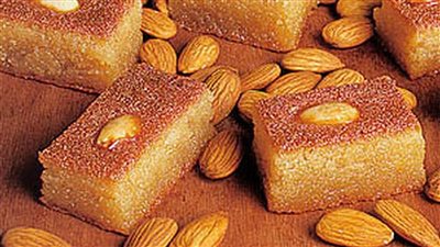 طريقة عمل البسبوسة في البيت، ألذ وأوفر من الجاهزة