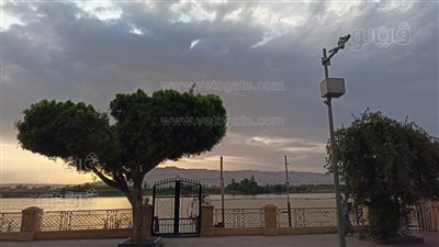 تقلبات جوية وغيوم كثيفة على محافظة الأقصر (فيديو وصور)