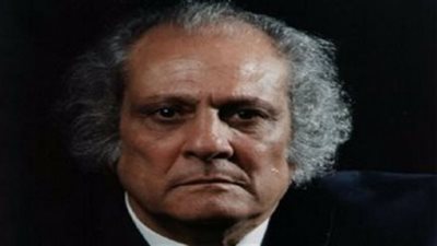 محمد نوح.. اتخذ خطًا معارضًا في بعض أعماله الفنية.. وقع في خلاف مع الرئيس السادات بسبب مسرحية.. ووزير الثقافة عاقبه بهذا القرار 