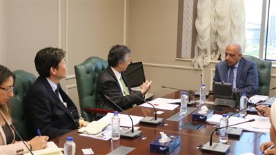 الكهرباء تناقش إعادة تأهيل محطات التوليد مع اليابان