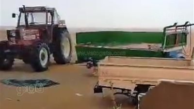 أمطار غزيرة على مفيض باريس بالوادي الجديد (صور)