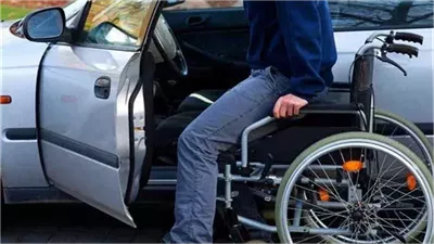 حبس وغرامة، عقوبة الحصول على بطاقة أو شهادة للإعاقة دون وجه حق