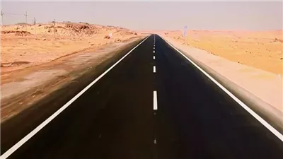 توقف حركة المرور على طريق أسوان - أبو سمبل البرى وحركة الملاحة ببحيرة ناصر