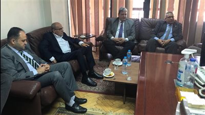 دعم الأسرى الفلسطينيين.. محور لقاء رئيس العربية لحقوق الإنسان ووزير شئون الأسرى