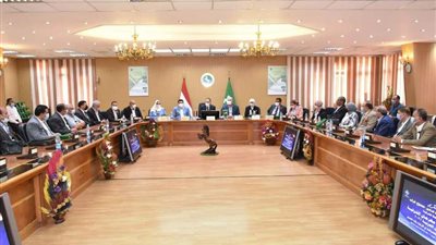  تكريم فرق العمل بمهرجان الخيول وإنشاء ناد للفروسية بالشرقية 