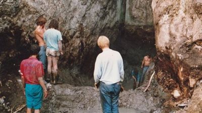 مقتل 11 شخصا وإصابة وفقد العشرات في انهيار أرضي بجنوب كولومبيا